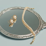 Aurate x Marilyn Monroe: Gold Knot Pearl Bracelet