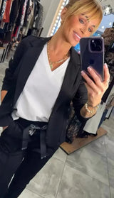 Adriana – Ensemble Élégant