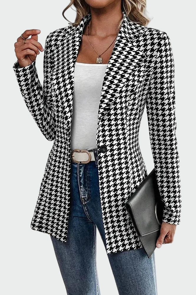 Blazer à la Coupe Élégante et Raffinée